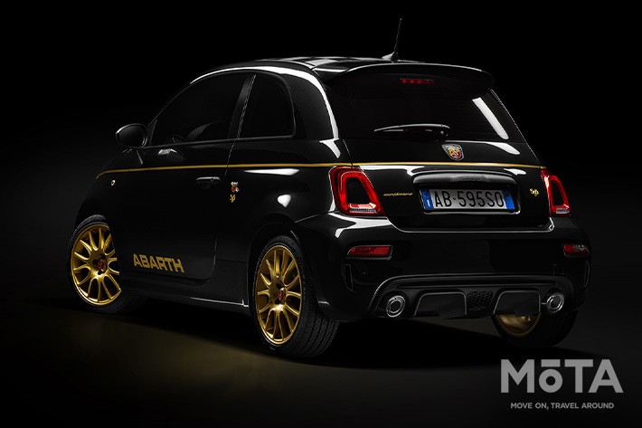 アバルト 595 Scorpioneoro（スコルピオーネオーロ）