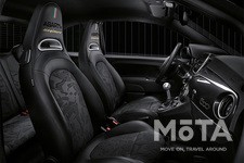 アバルト 595 Scorpioneoro（スコルピオーネオーロ）