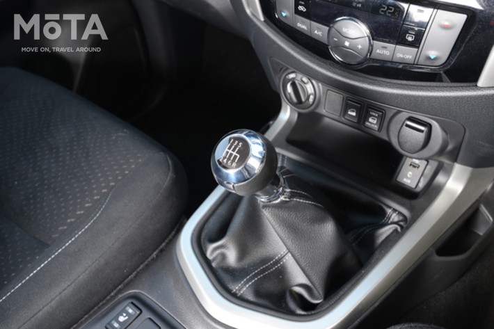 日産 NP300ナバラ[2014年モデル]