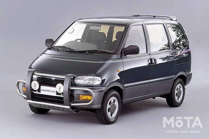 日産 初代セレナ