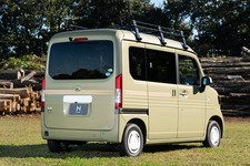 ホンダアクセス 純正アクセサリー装着車／車中泊仕様（1人用）