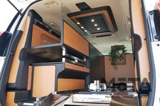 寝台霊柩車「プレミアムフュージョン」