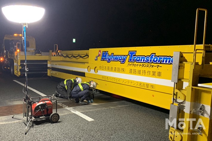 大型移動式防護車両 ハイウェイ・トランスフォーマー