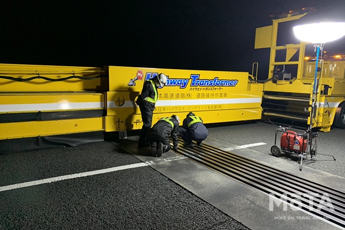 大型移動式防護車両 ハイウェイ・トランスフォーマー