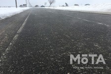 冬の道路のイメージ