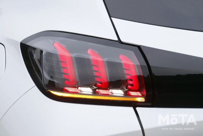 プジョー 新型208