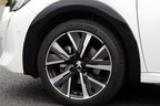 プジョー 新型208