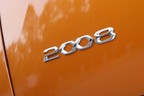 プジョー 新型2008