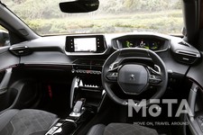 プジョー 新型2008