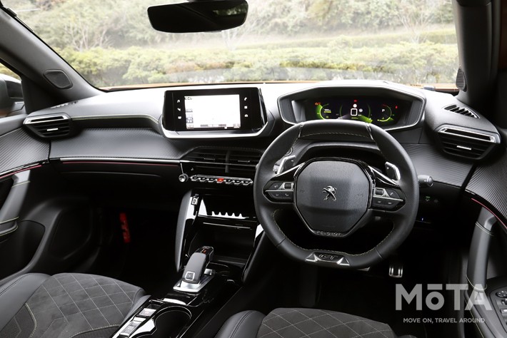 プジョー 新型2008