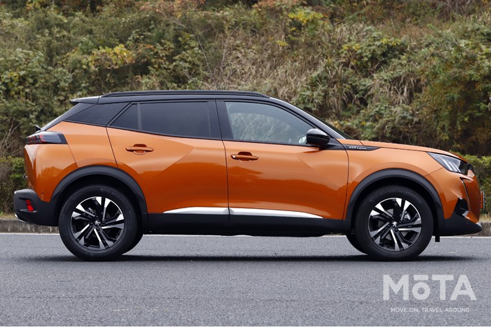 プジョー 新型2008