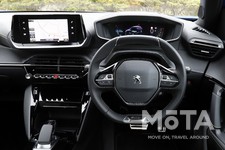 プジョー 新型e-2008