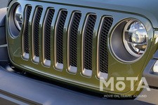 ジープ ラングラー アンリミテッド・ルビコン・サージグリーン