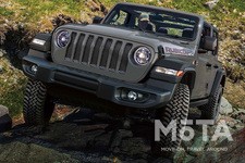 ジープ ラングラー アンリミテッド・ルビコン・サージグリーン