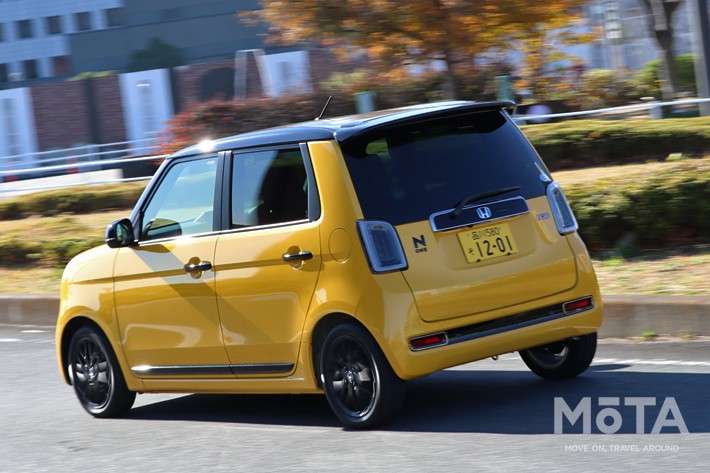 ■全長×全幅×全高:3395mm×1475mm×1545mm ■エンジン:直列3気筒 658cc ガソリンターボ ■最高出力:64PS/6000rpm ■最大トルク:10.6kg・m/2600rpm ■トランスミッション:6速MT ■駆動方式:FWD ■販売期間:2013年~ ※スペックは、2020年式 RS