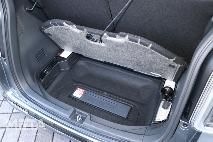 ホンダ 新型N-ONE Premium（2020年11月フルモデルチェンジ）