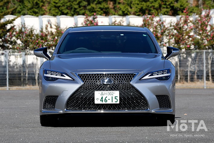 レクサス LS500 “EXECUTIVE”[ボディカラー：銀影ラスター（2020年11月マイナーチェンジモデル）]