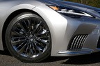 レクサス LS500 “EXECUTIVE”[ボディカラー：銀影ラスター（2020年11月マイナーチェンジモデル）]