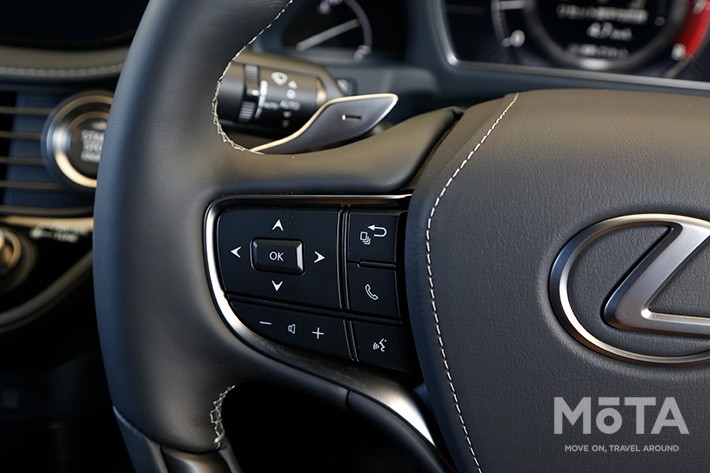 レクサス LS500 “EXECUTIVE”[ボディカラー：銀影ラスター（2020年11月マイナーチェンジモデル）]