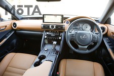 レクサス 新型IS 300h “version L”（2020年11月ビッグマイナーチェンジモデル）