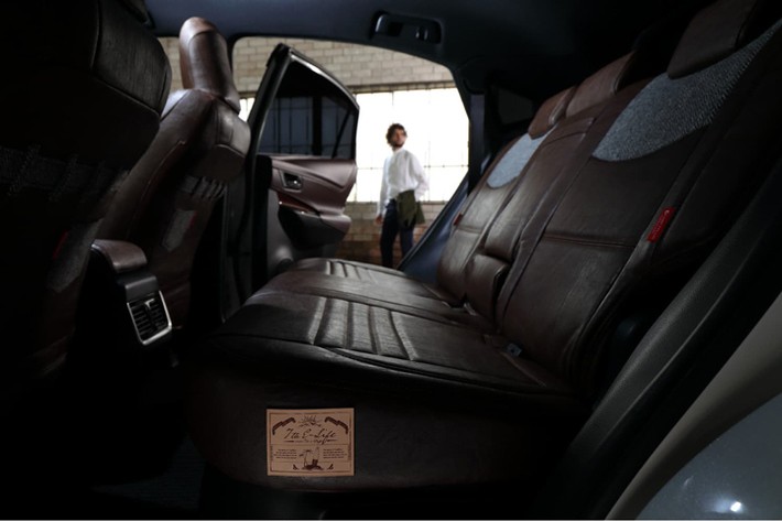 ハリアー ランクルプラド ミニなどの高級車に個性を演出 7th E Life の新作シートカバー New York Style ニューヨークスタイル クラフトプラス Vol 7 画像ギャラリー No 2 車のパーツ カー用品などオススメの車カスタム情報をご紹介 22年最新 ハリアー ランクルプラド ミニなどの高級車に個性を演出 7th E Life の新作シートカバー New York Style ニューヨークスタイル クラフトプラス Vol 7 画像ギャラリー No 2 車のパーツ カー用品などオススメの車カスタム情報をご紹介 22年最新