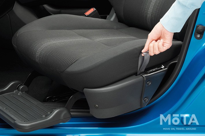 日産 新型ノート 助手席回転シート