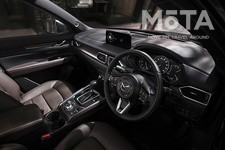 マツダ 新型CX-5 特別仕様車 Exclusive Mode[2020年12月3日一部改良モデル　インパネ・インテリア（ナッパレザー内装）