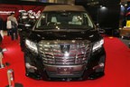 全長7メートル！ アルファード風ヴェルファイア リムジン（アクセルオート／VICTREX LIMOUSINE）【東京オートサロン2018 出展車両】