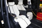 全長7メートル！ アルファード風ヴェルファイア リムジン（アクセルオート／VICTREX LIMOUSINE）【東京オートサロン2018 出展車両】