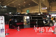 全長7メートル！ アルファード風ヴェルファイア リムジン（アクセルオート／VICTREX LIMOUSINE）【東京オートサロン2018 出展車両】