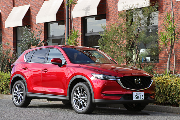 デビュー4年半経過も販売堅調の2代目マツダ Cx 5 ユーザーの好みを反映した特別仕様車の追加や地道な改良の積み重ねが根強い人気 を支える 話題を先取り 新型車解説21 Mota