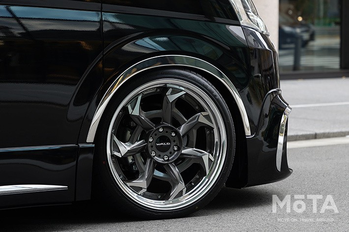 グランエース専用20インチアルミホイール「Volsalino(ボルサリノ)」