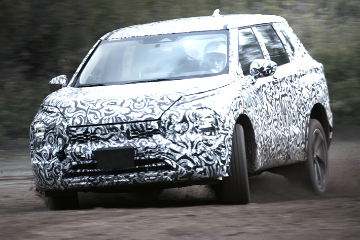 三菱自動車復活の鍵は新型アウトランダー みんなの声を聞いてみた コラム Mota