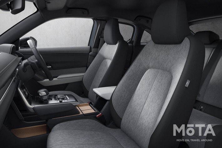 マツダ  新型MX-30 EVモデル