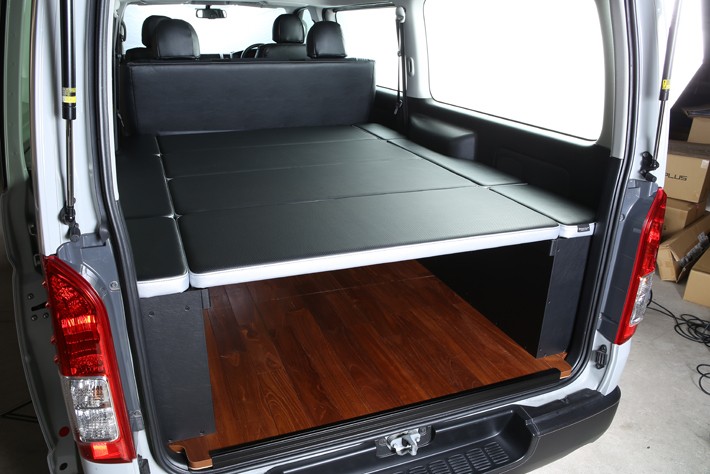 エビスさん専用ハイエースベットキット　100V電源付き　BUAN JAPAN 製 楽天市場】【BUAN JAPAN】ハイエース200系 ハイエース 車中泊