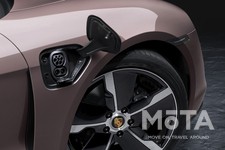 ポルシェ タイカン