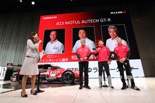 写真は、2020年の日産／NISMOモータースポーツファンイベントの様子