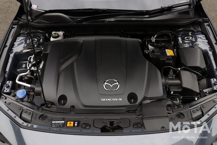 マツダ MAZDA3ファストバック スカイアクティブX AWD