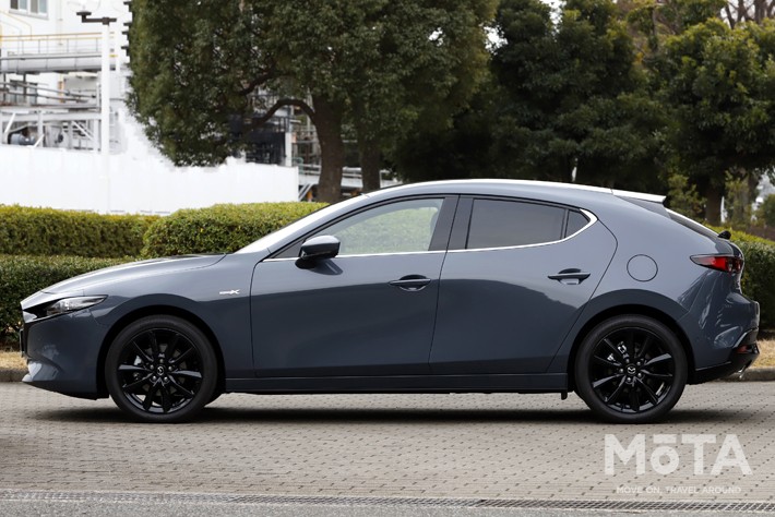 マツダ MAZDA3ファストバック スカイアクティブX AWD