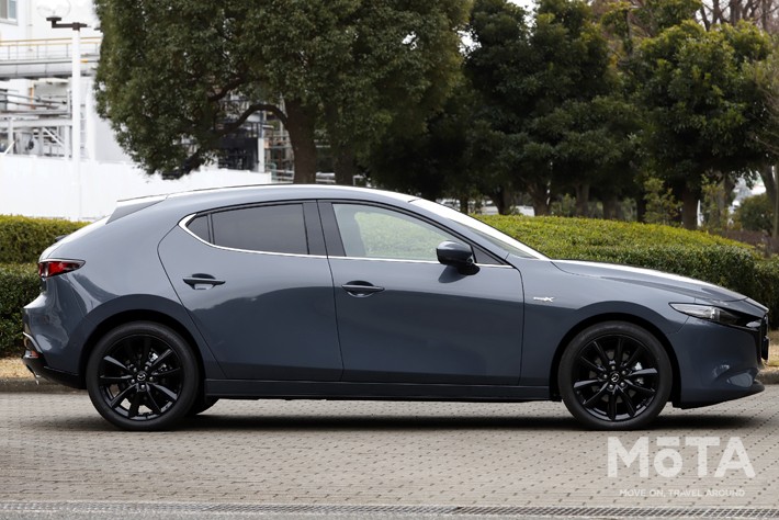 マツダ MAZDA3ファストバック スカイアクティブX AWD