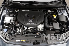 マツダ MAZDA3ファストバックXD  バーガンディセレクション