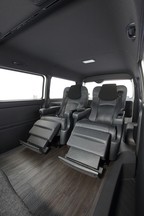 LUXURY 4（ラグジュアリー4）