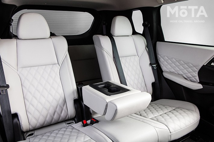 大ヒットの予感 三菱 新型アウトランダーの内装が高級車並に大幅レベルアップ コラム Mota 大ヒットの予感 三菱 新型アウトランダーの内装が高級車並に大幅レベルアップ コラム Mota