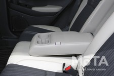 ホンダ 新型ヴェゼル（e:HEV プレイ）