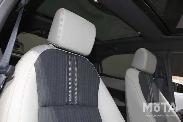 ホンダ 新型ヴェゼル（e:HEV プレイ）