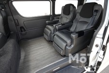 「Future Free-Wagon LUXURY 4」[ダイレクトカーズ]（トヨタ ハイエースバン スーパーGL）