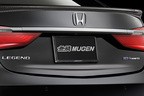 無限「ホンダ レジェンド」用パーツ「Carbon Number Plate Garnish（カーボンナンバープレートガーニッシュ）」 [M-TEC]