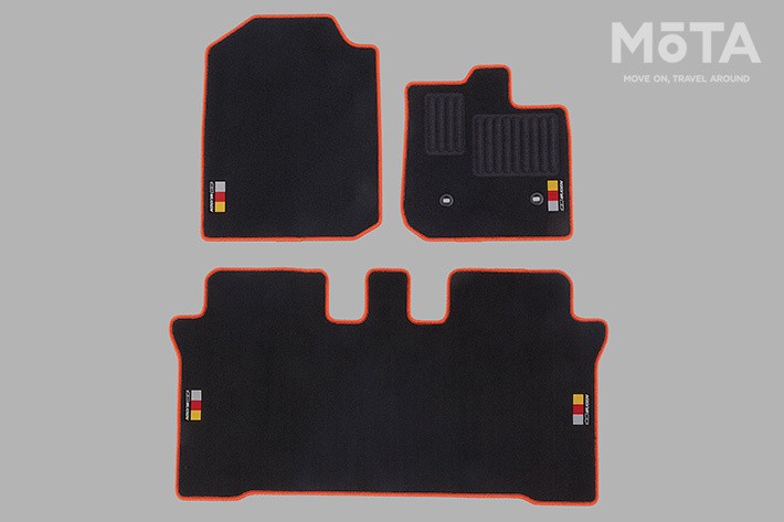 無限「ホンダ N-ONE」用パーツ 「Sports Mat（スポーツ マット）」（6MT車用ブラック×オレンジ）[M-TEC]