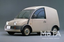 S-Cargo（エスカルゴ）は日産のパイクカー（「とんがったクルマづくり」をコンセプトにしたモダンレトロ調のデザイン）シリーズとして1989年から受注生産で販売していた商用貨物車である。 ネーミングはフランス語の「エスカルゴ（かたつむり）」と、スペイン語の貨物という意味の「Cargo（カルゴ）」を組み合わせて名付けられた。