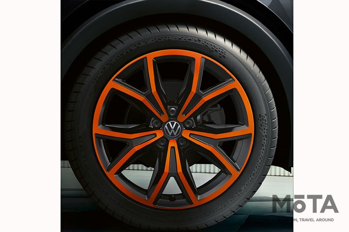 フォルクスワーゲン 新型T-Cross「T-Cross TSI Style」（デザインパッケージ：オレンジ）18インチアルミホイール：オレンジ[2021年3月2日発売]